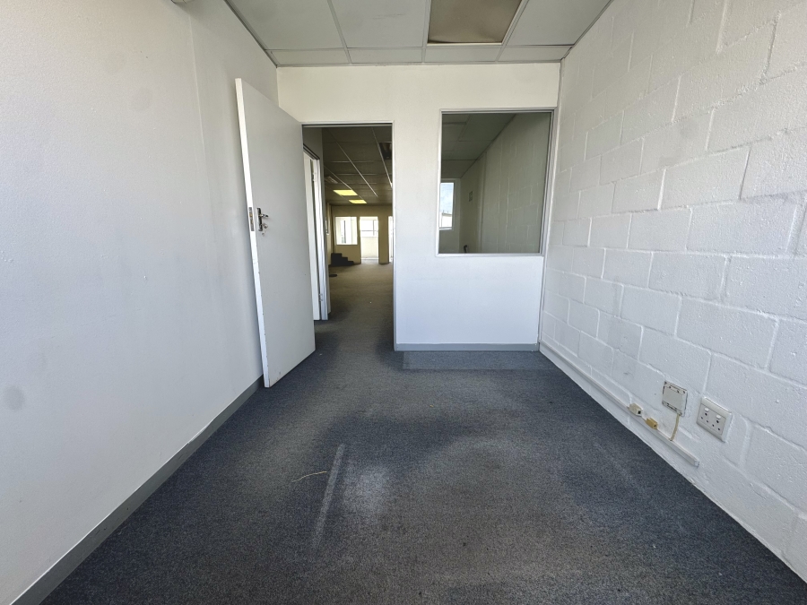 To Let commercial Property for Rent in Montague Gardens Western Cape